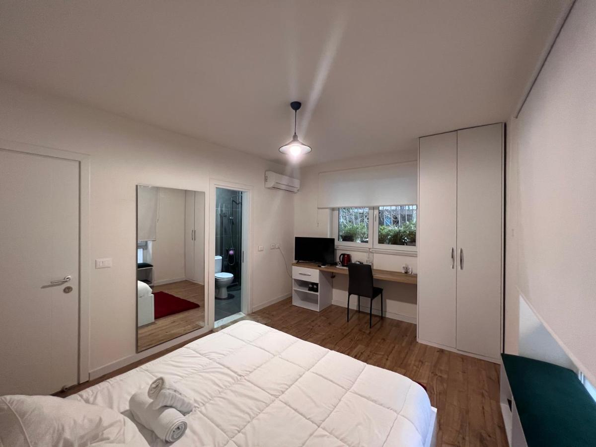 Grand Park & Bllok Area Rooms Tirana Eksteriør billede